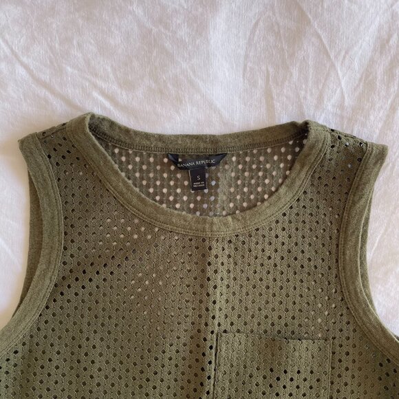 Banana Republic Eyelet Tank Top (sz S) - Picture 4 of 7